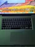 MacBook Pro 17" Intel Core i7 2,66 GHz (mid 2010)  250 GB SSD
