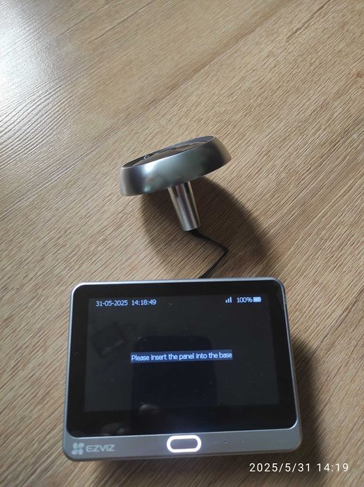 Wizjer elektroniczny do drzwi EZVIZ dp1c uszkodzony