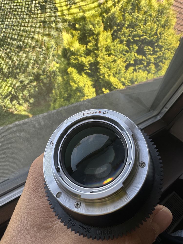 Sirui Anamorphic Lens 35mm 1.8f
