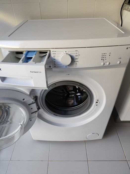 Máquina de lavar roupa