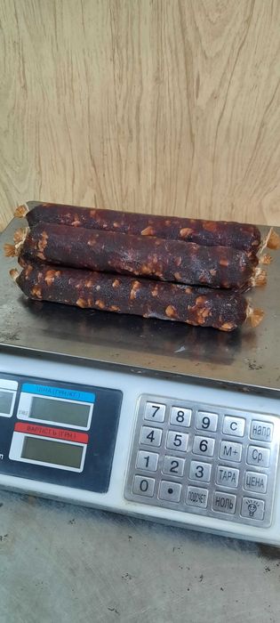 Колбаса домашняя сырокопченая