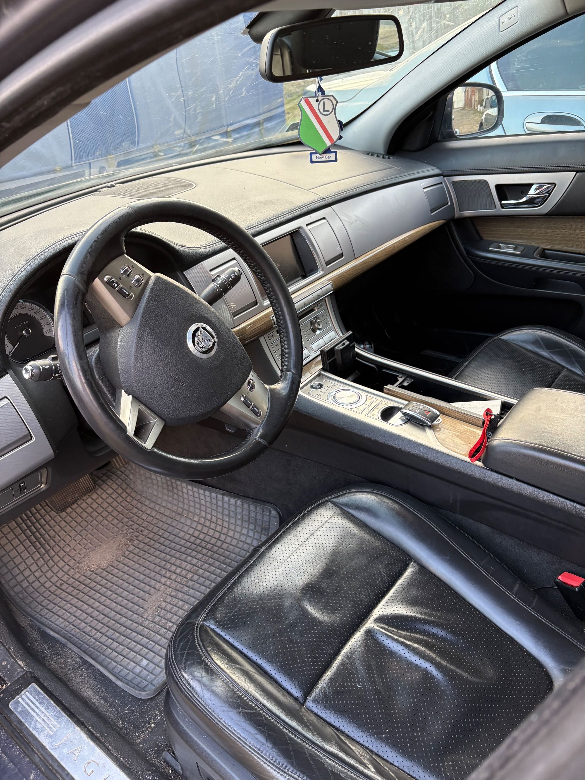 Jaguar xf 3.0d 2009