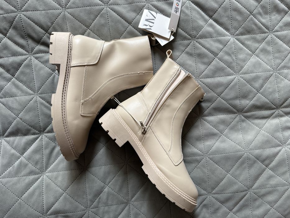 Zara чоботи 36 розмір