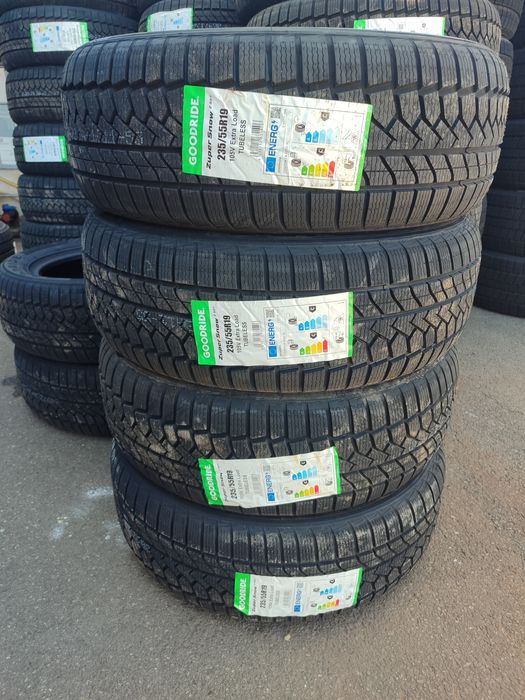 Зимові шини Goodride ZuperSnow Z-507 235/55 R19 105V XL