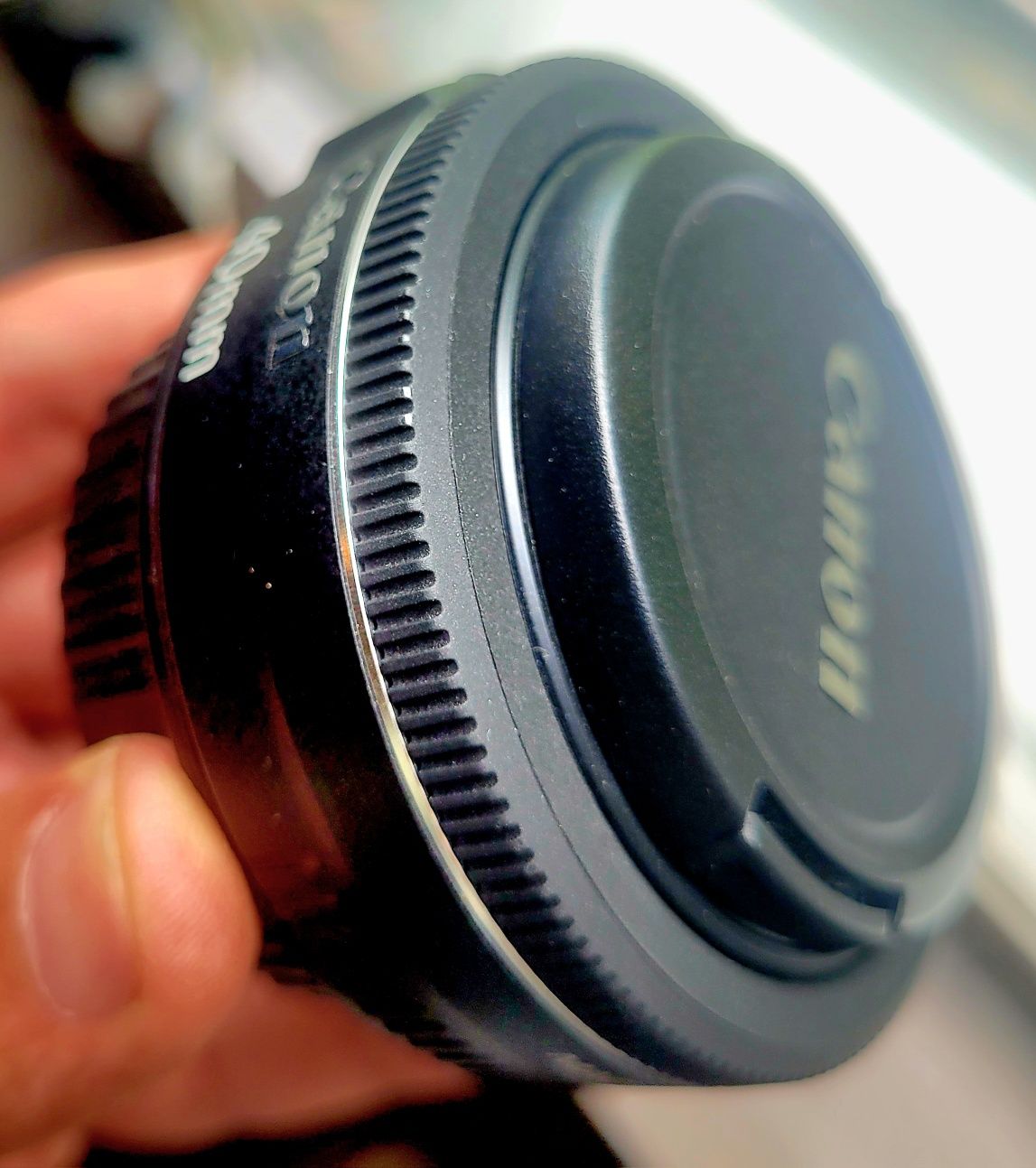 Новенький 40 stm 2.8 canon
