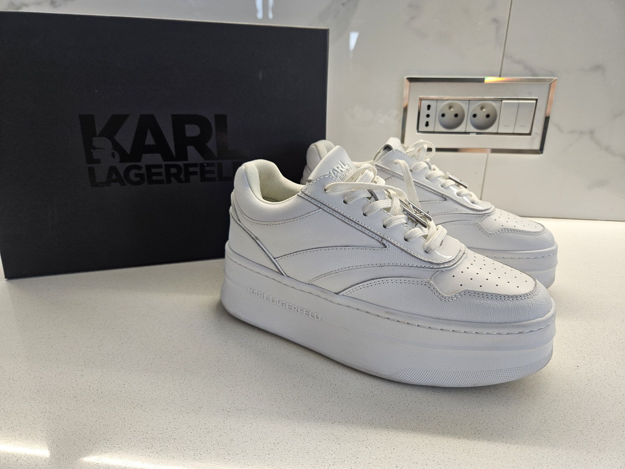 KARL Lagerfeld 38 sneakersy platforma