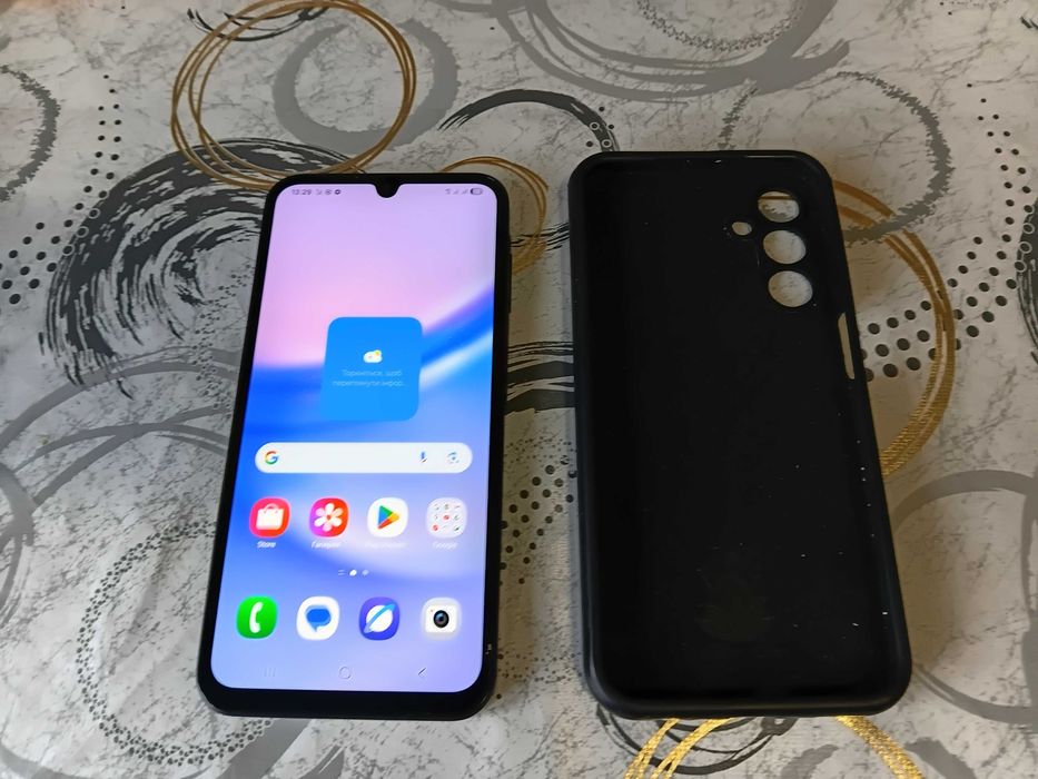 Samsung A15 8/256  гарний стан.