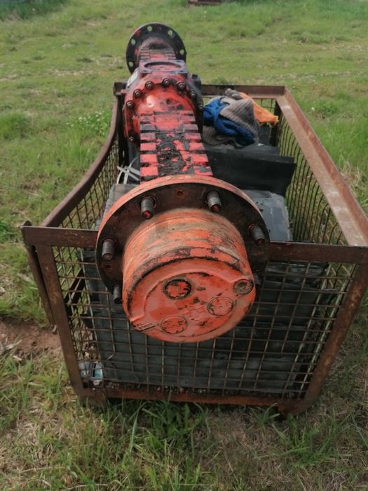 Tylny most do Schaeff SKB, SKL