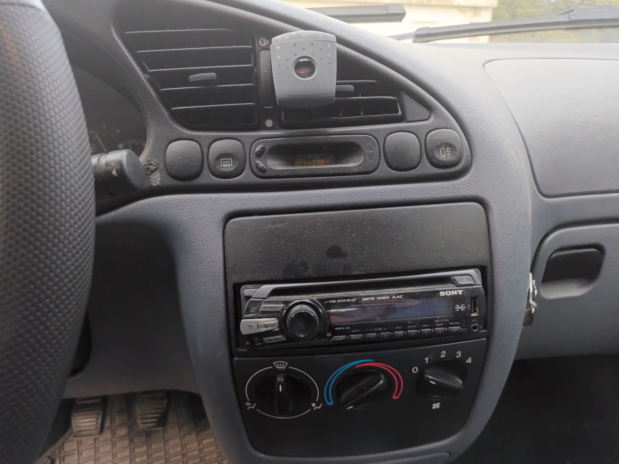 Ford Fiesta 1.8D Comercial