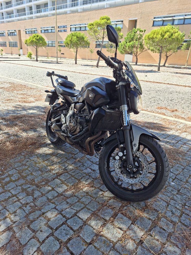 Yamaha MT07 2015