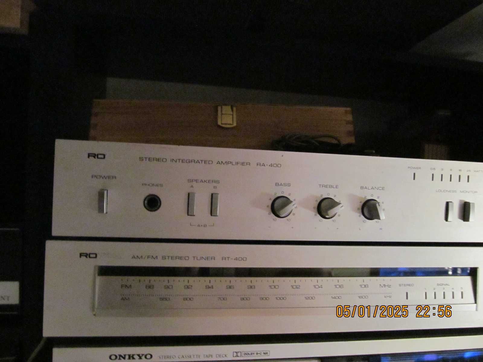 Rotel Stereo Amplifier Ra 400 + Am /Fm tuner Rt 400