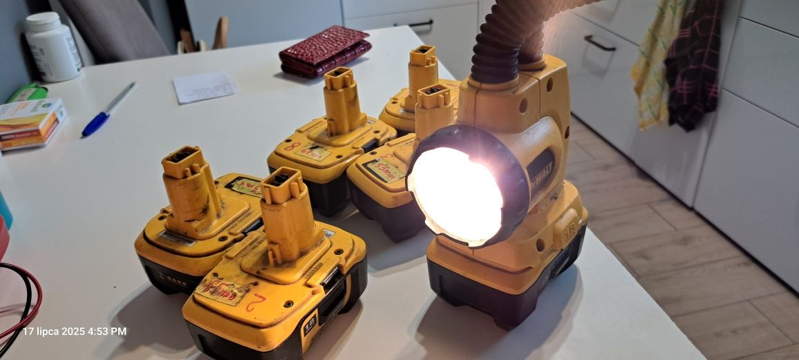 Akumulator dewalt 18v 2ah