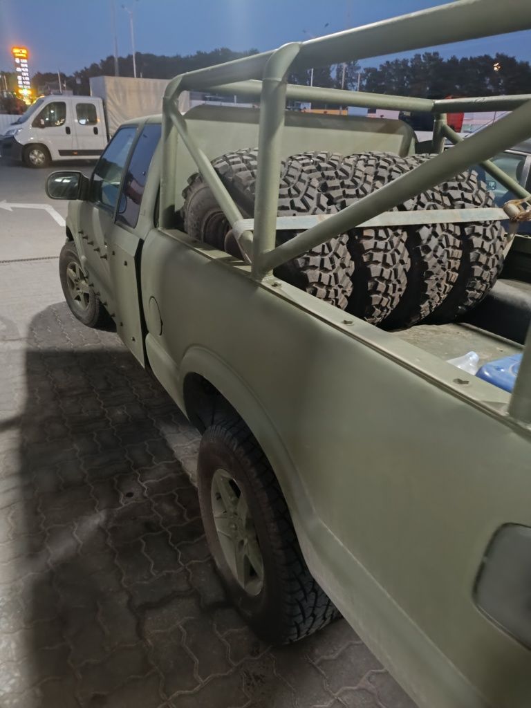 Продаж пікапу Шевроле s-10