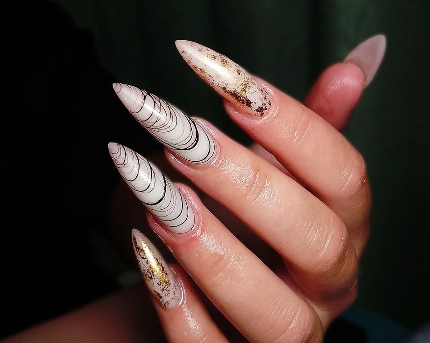 Манікюр, педикюр