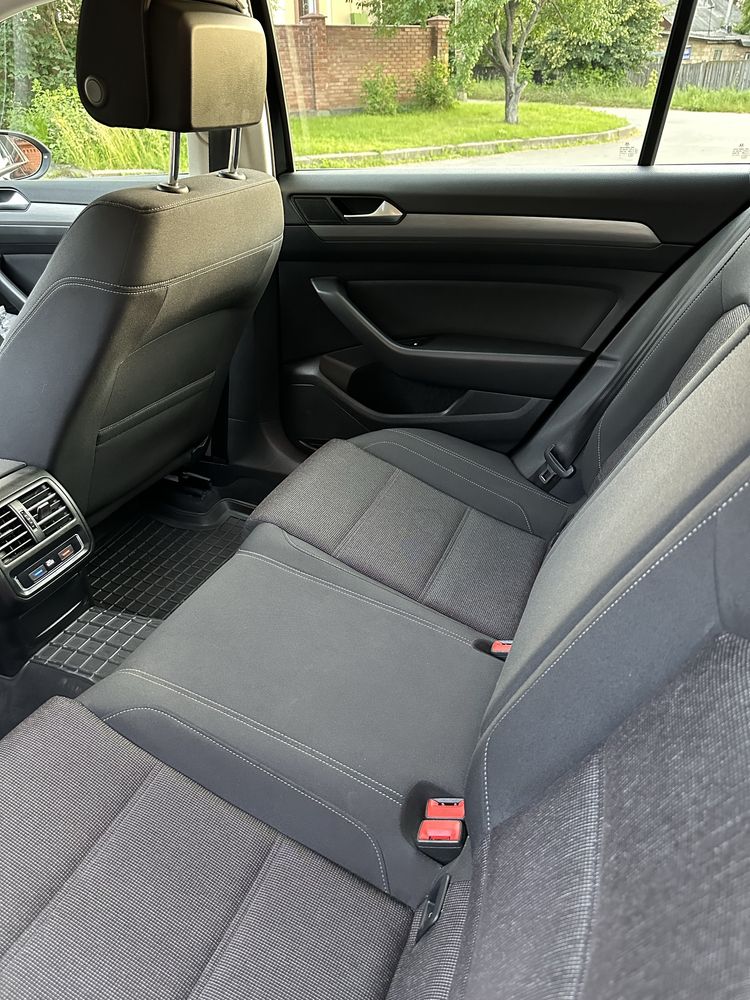 Volkswagen passat 2018 tdi dsg 381