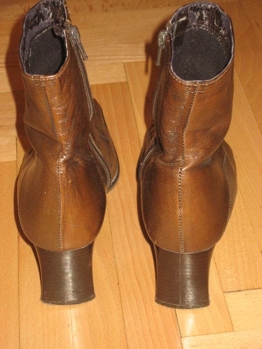 Сапоги ботинки лаковая кожа р.39