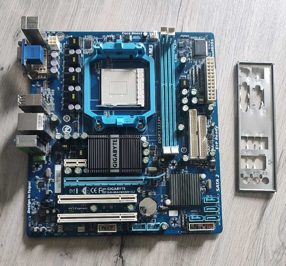 Płyta główna AM3 Gigabyte GA-MA74GMT-S2