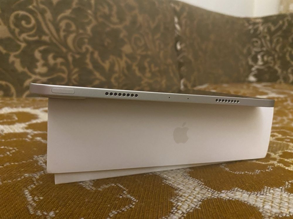 iPad Pro 11“ M2 4 gen 128gb silver 100% батарея