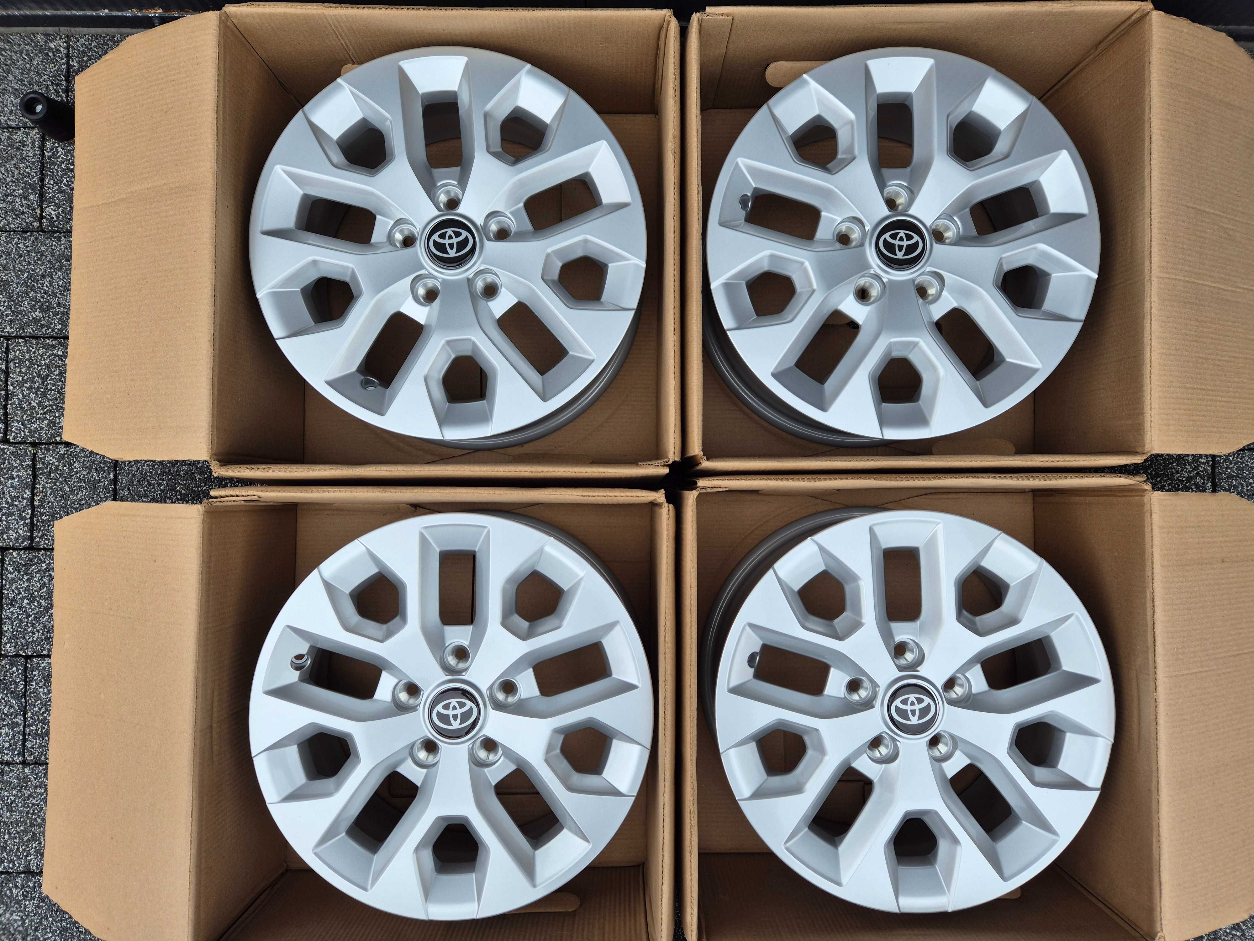 Felgi 16 TOYOTA Auris Yaris Cross Verso RAV 4 Camry VI 5x114,3