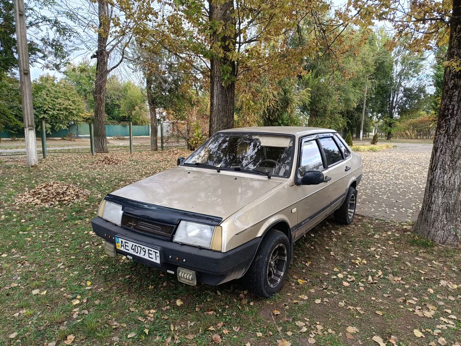 ВАЗ 21099 продам