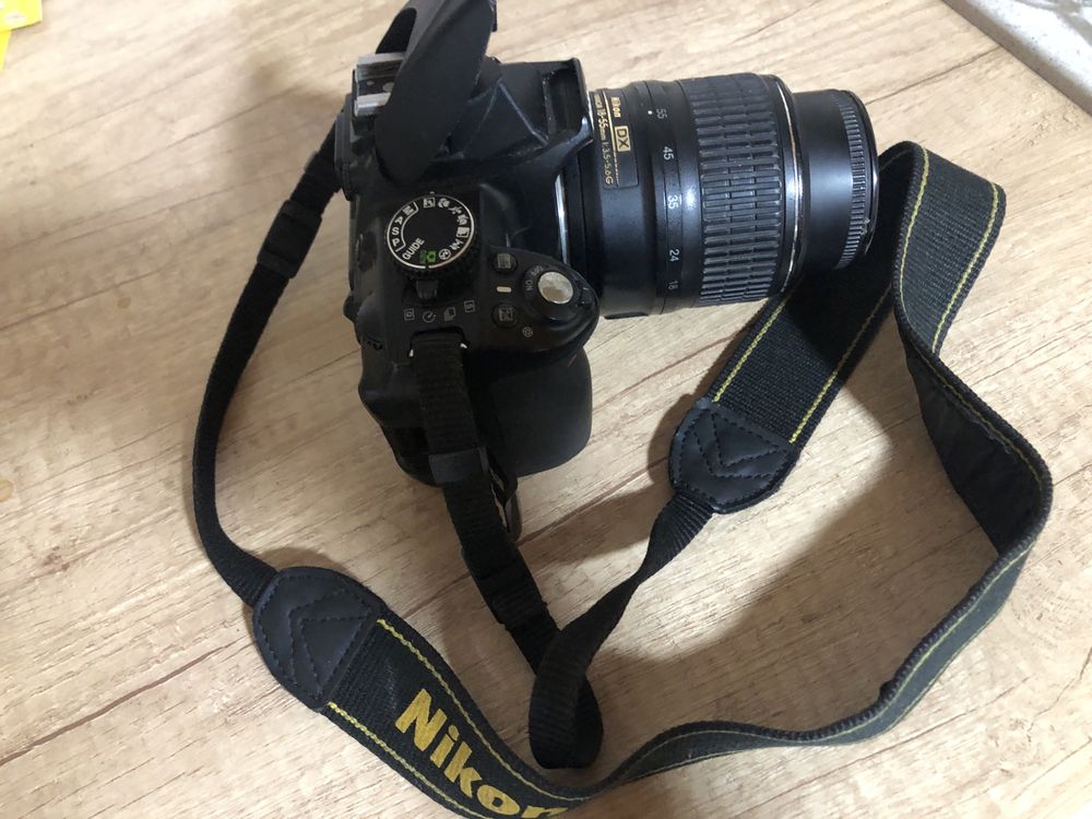 Продаю Nikon D3100
