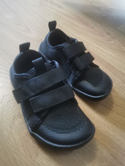 Nowe buty chłopięce barefoot