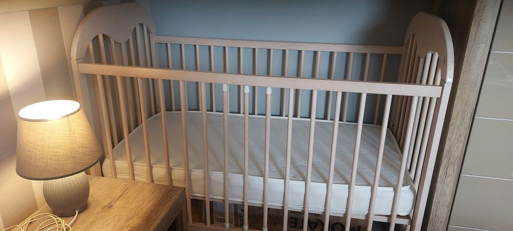 Łóżeczko dziecięce 120x80 wraz z materacem