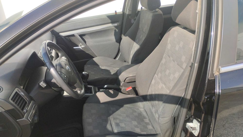 Oportunidade  Opel Vectra GTS 1.9 CDTi ( NACIONAL )
