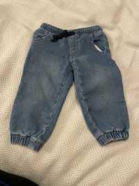 Spodnie jeansowe Benetton, r. 80