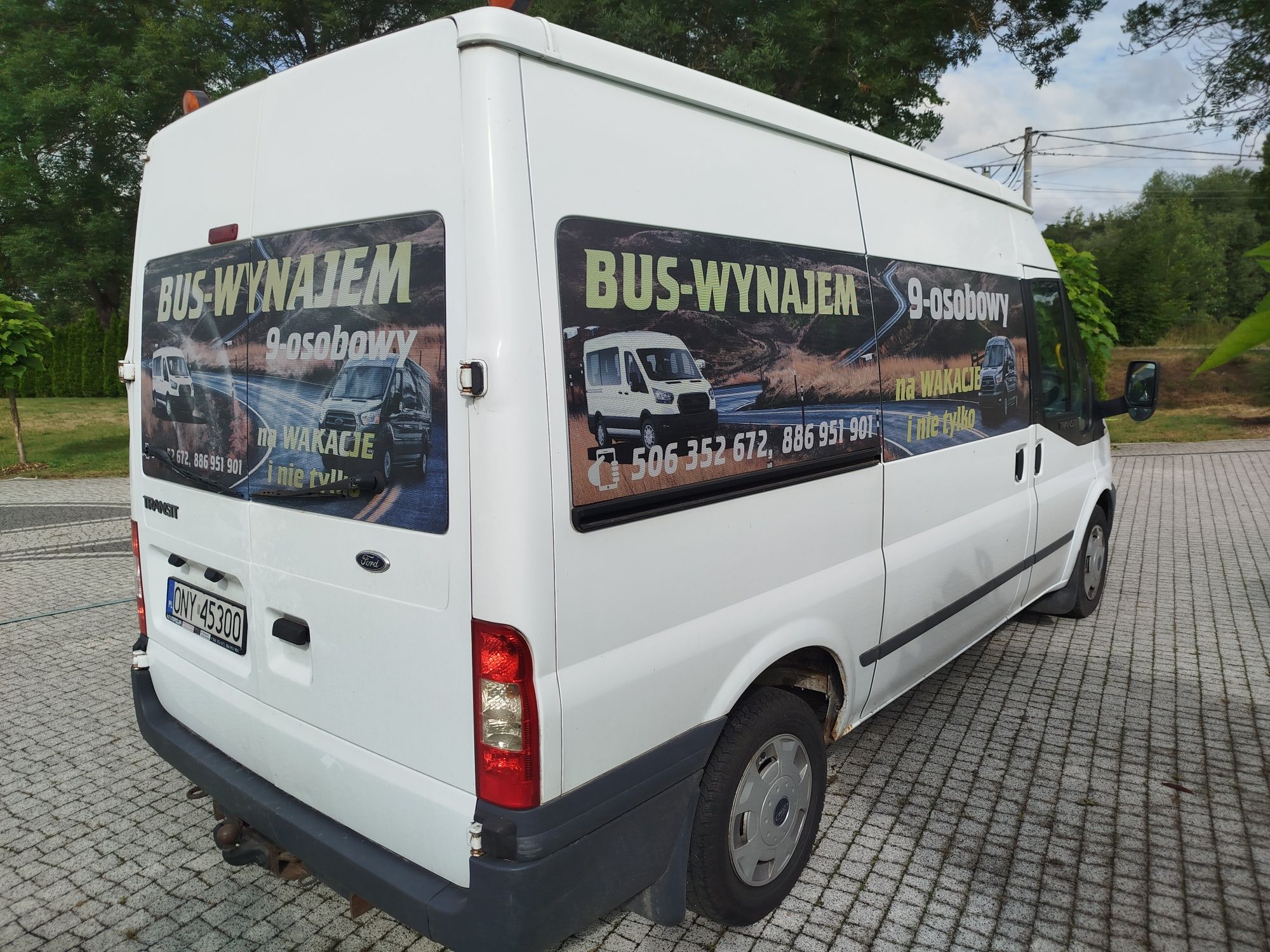 Wynajem busa 9-osobowego