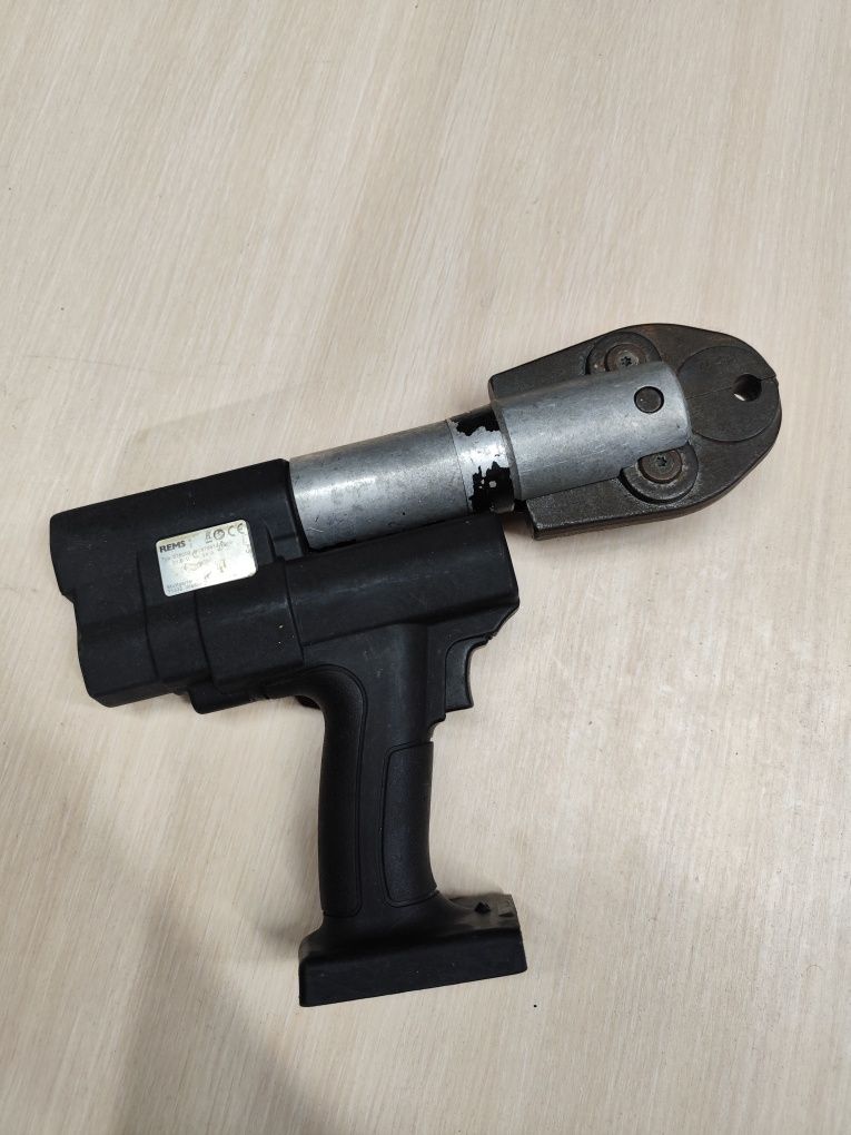 REMS MINI ACC 22V міні ремс прес гідравлічний акумуляторний