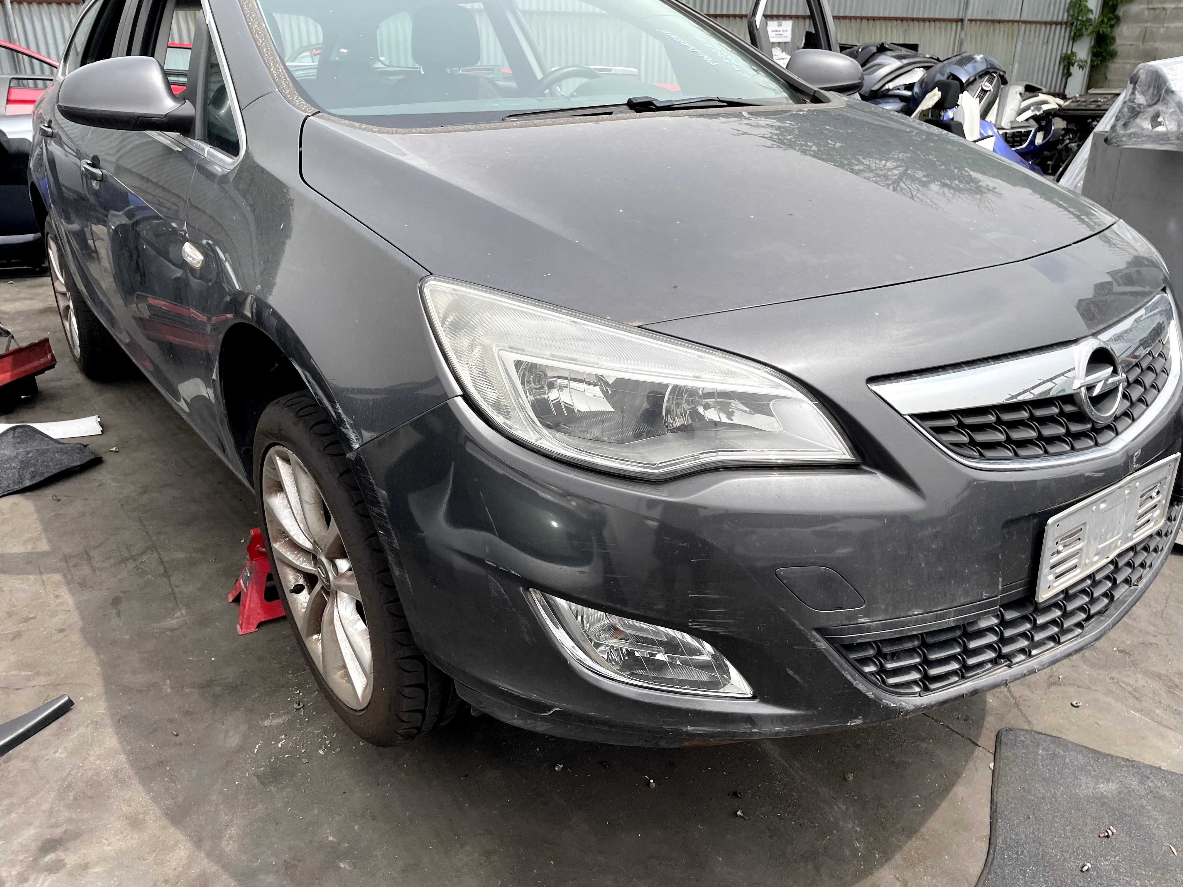 Opel Astra J Z177 KPL przód maska zderzak błotniki lampy europa