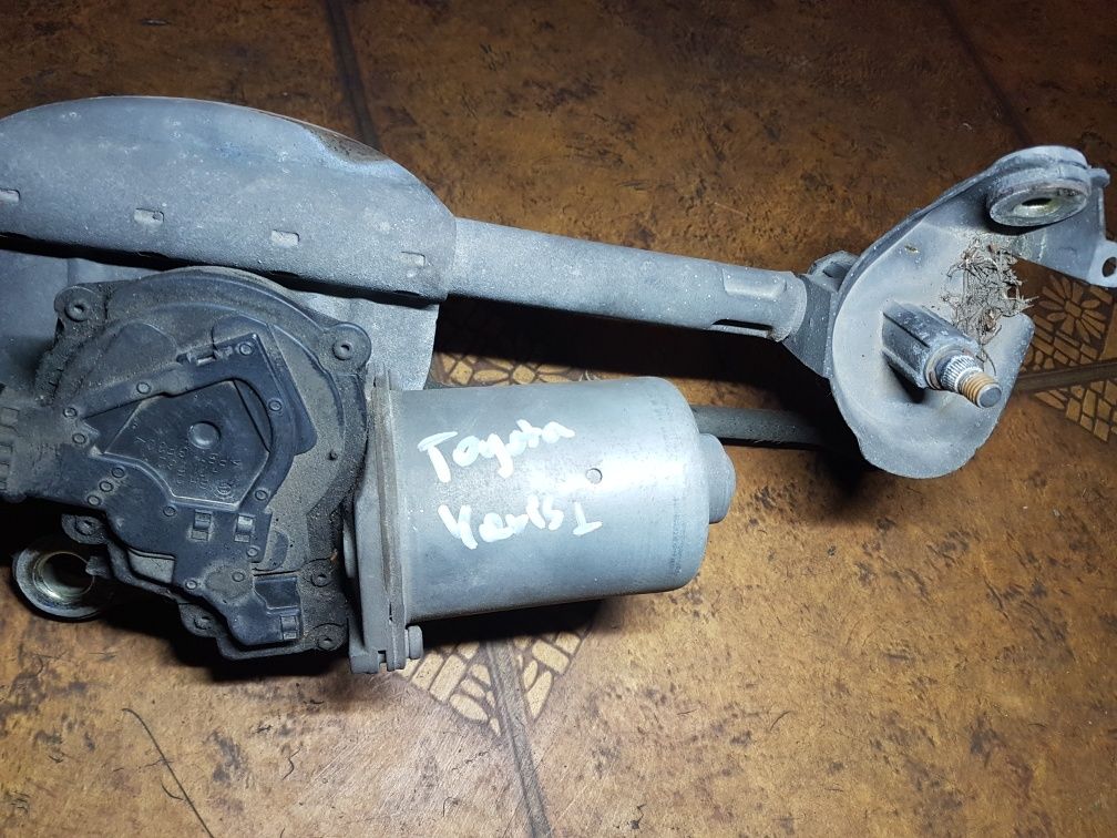 Mechanizm wycieraczek Toyota Yaris I  85110  0D020