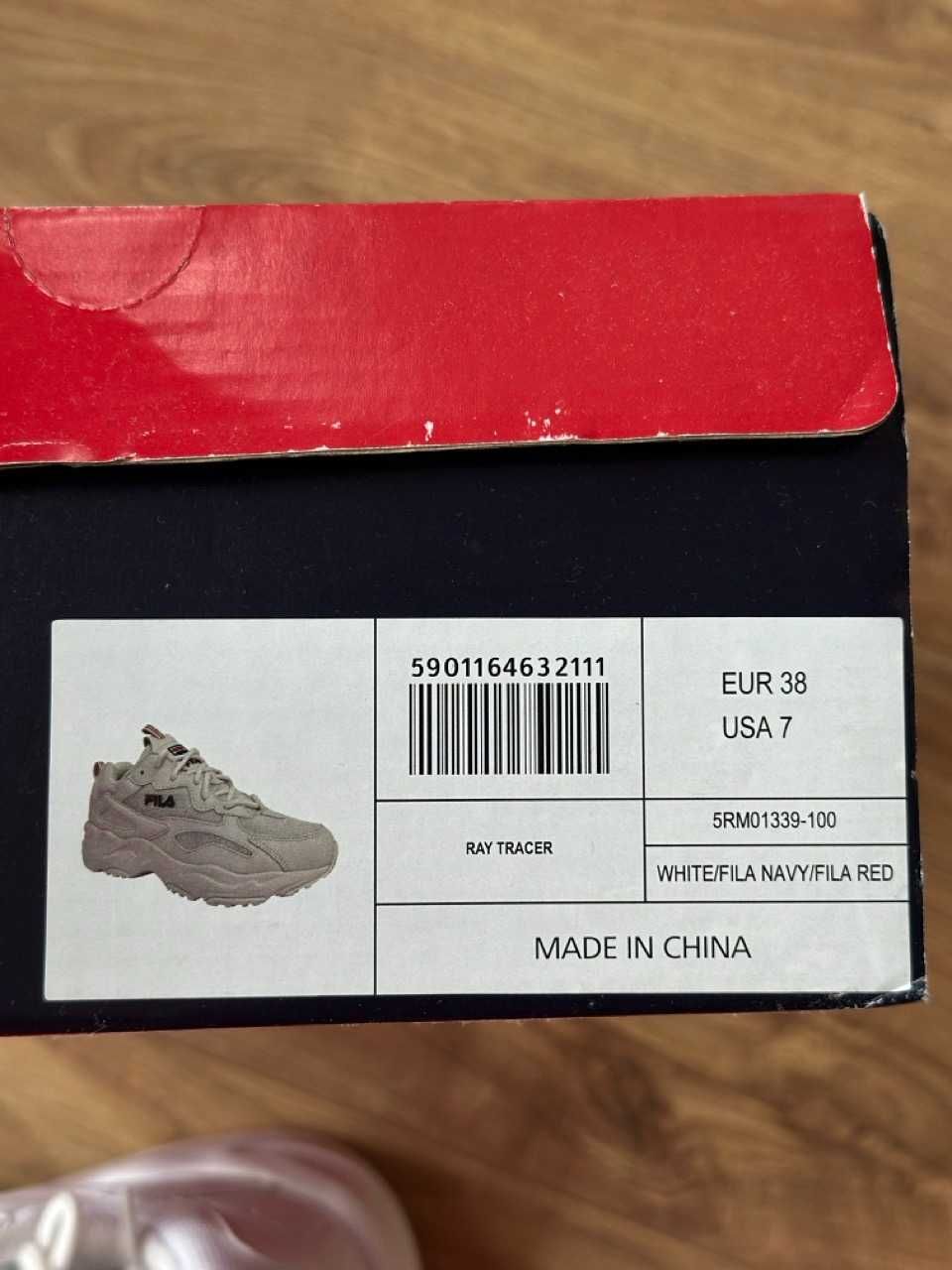 Damskie buty Fila Ray Tracer - białe, rozmiar EUR 38