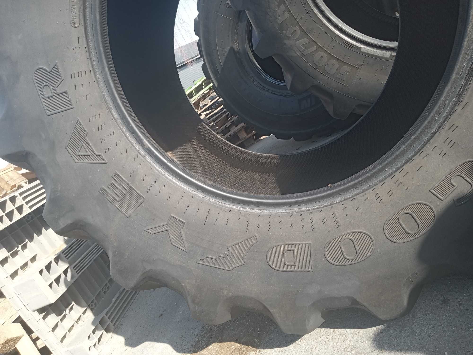 600/65R28 Goodyear  DT820 JA956