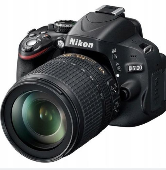 Nikon D5100 z obiektywem AF-S DX Nikkor 18–105mm f/3.5–5.6G ED VR.