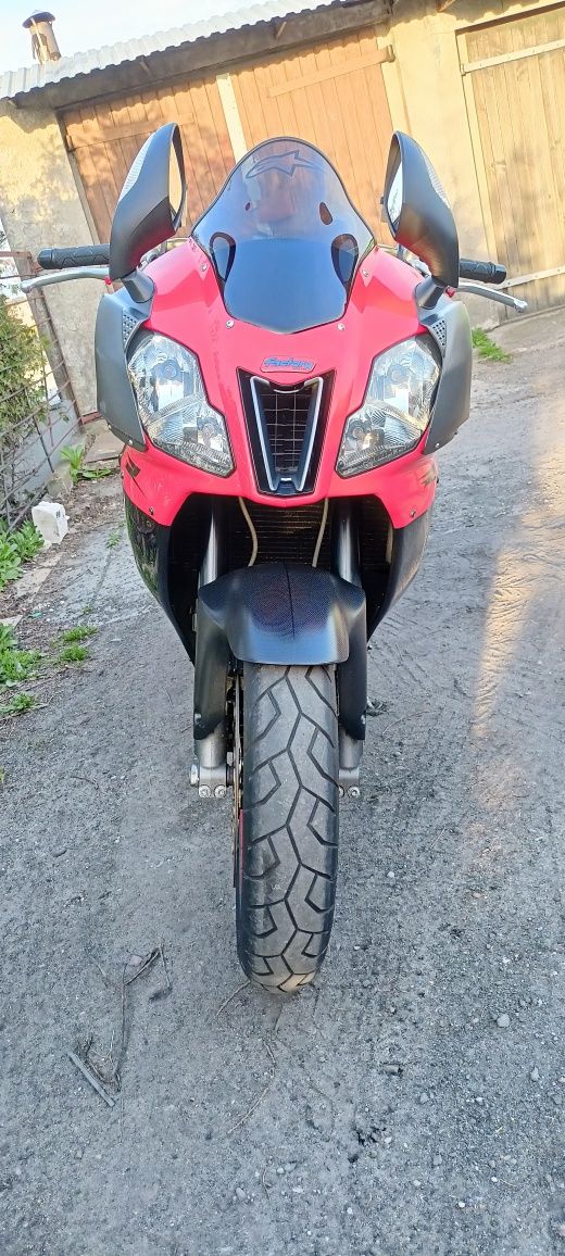 Aprilia RSV1000R