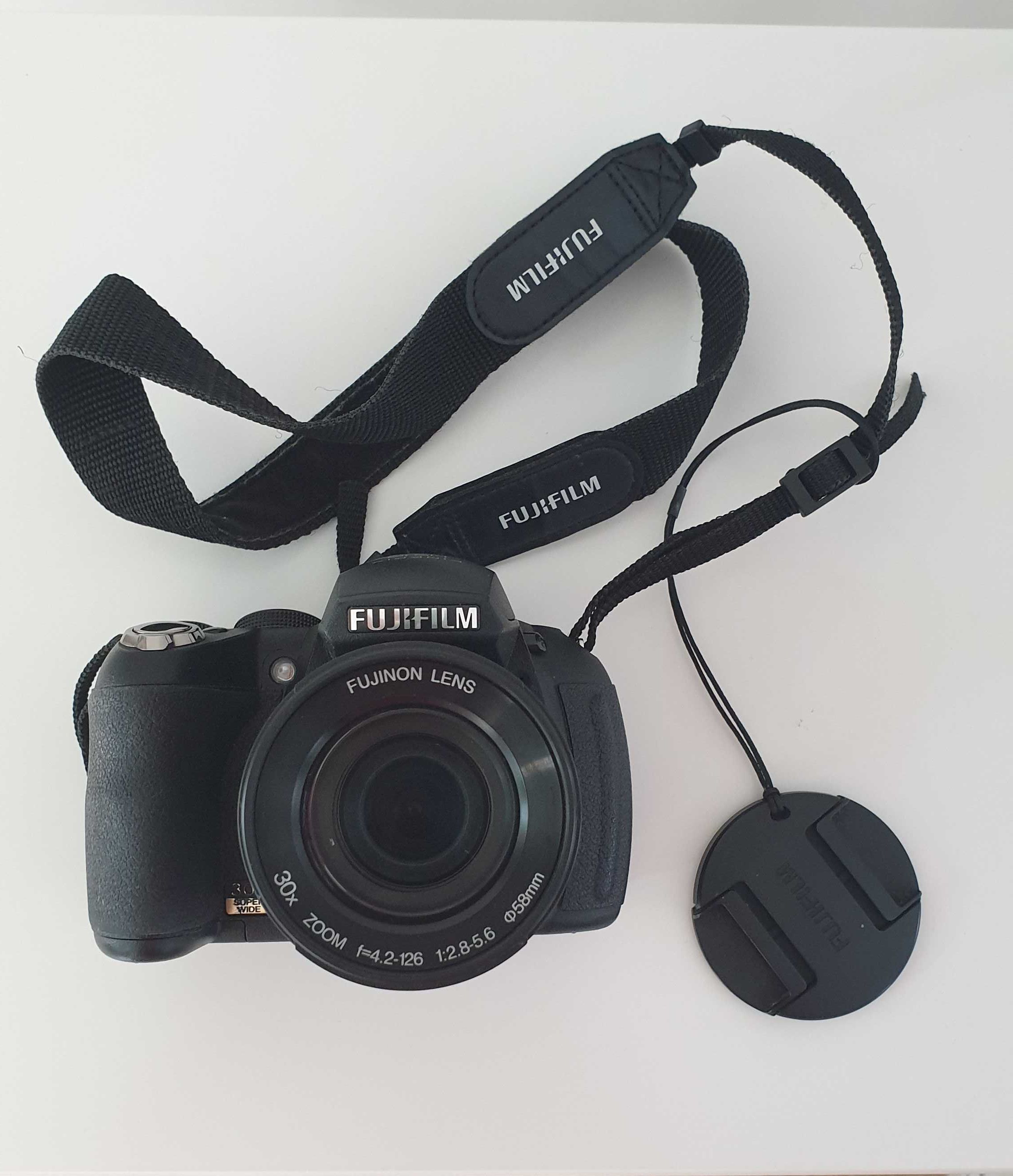 Aparat Fujifilm Finepix HS10