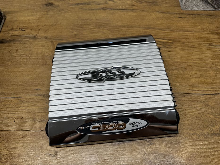 Wzmacniacz 4-kanałowy boss audio chaos c600