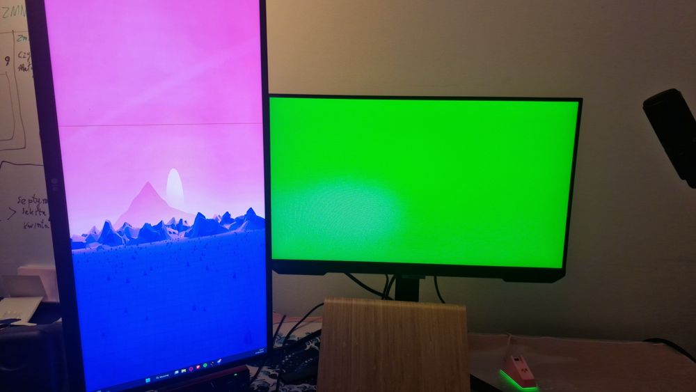 PC i5 12400F + RTX 3080 + monitory (240 Hz + 27’’)
