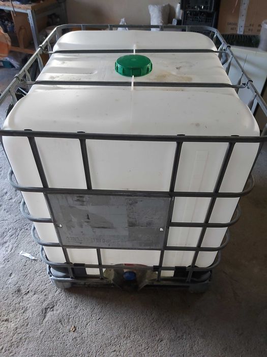 Mauzer 1000l ,beczki stalowe czyste 220l