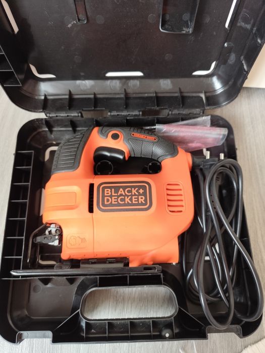 Електричний лобзік Black+Decker KS701EK