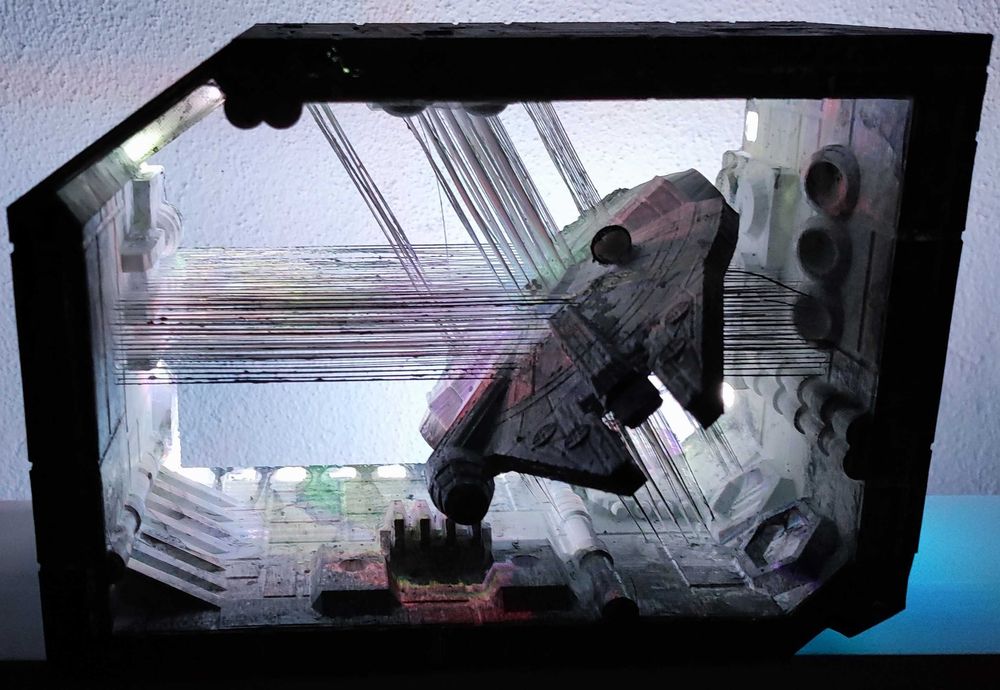 Candeeiro Led Star Wars Millennium Falcon