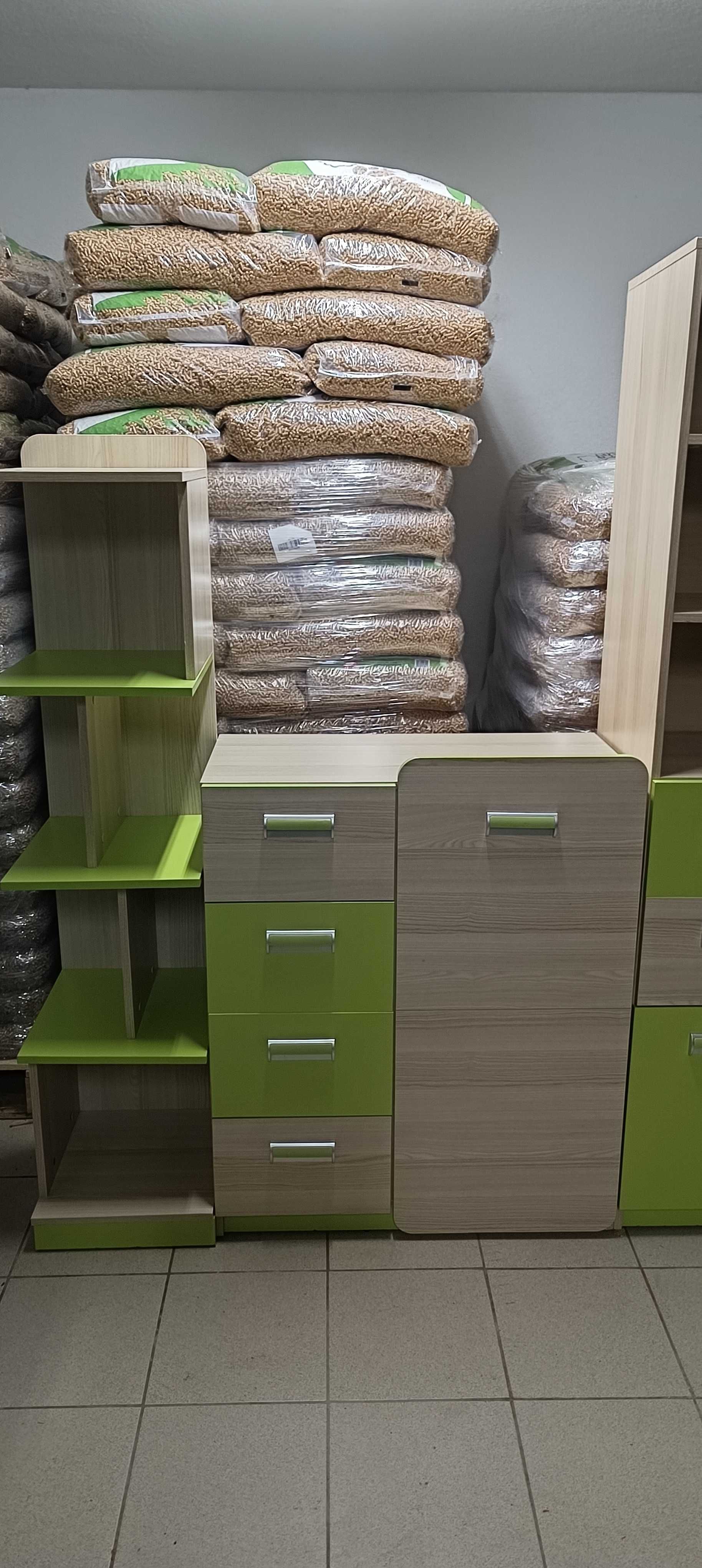Meble dziecięce komplet sprzedam