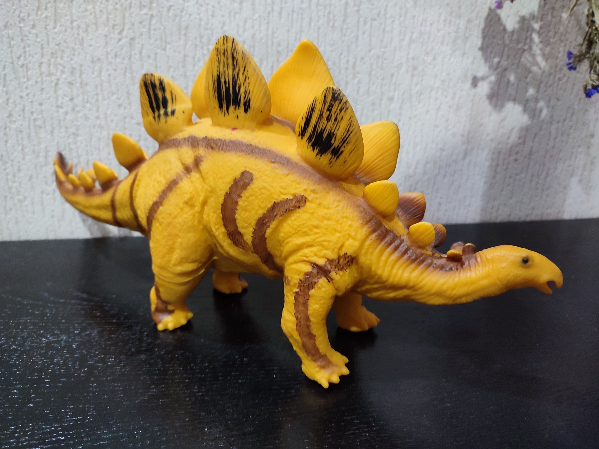 Резиновый динозавр-стегозавр