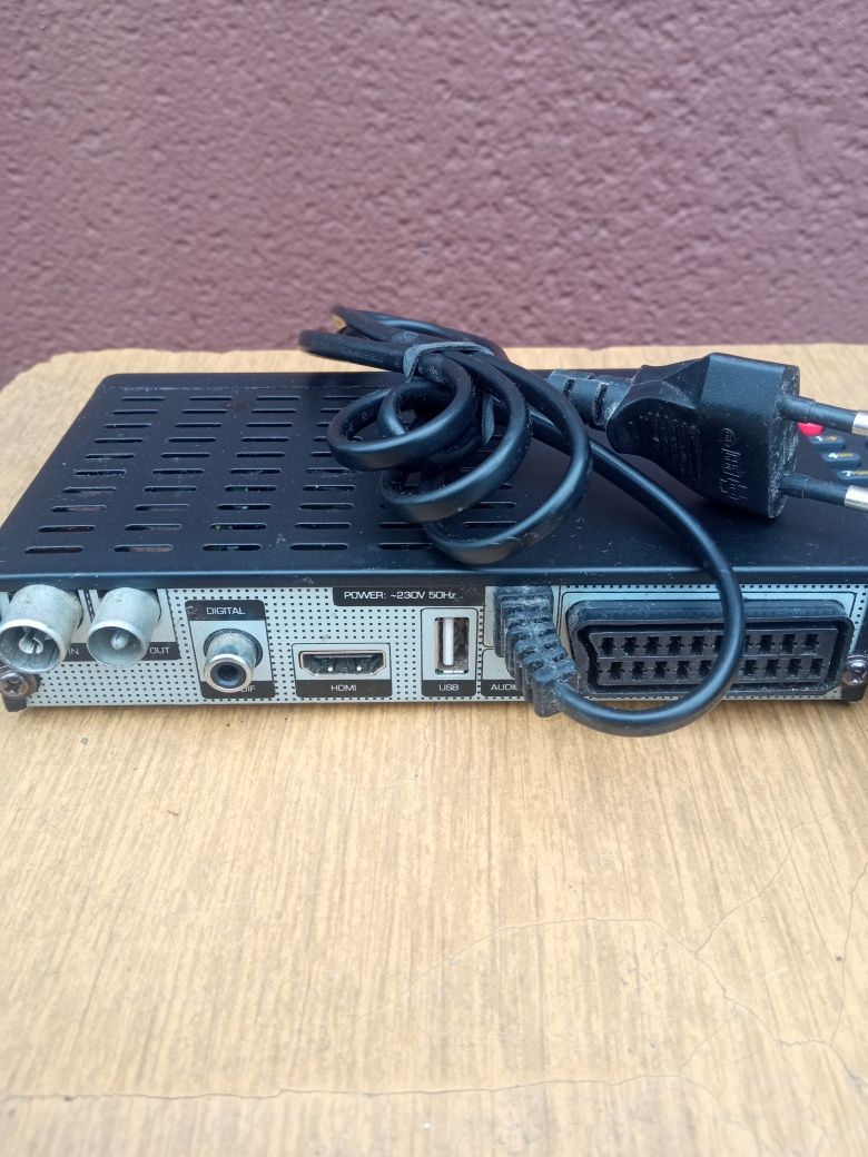Sprzedam dekoder DVB-T 2