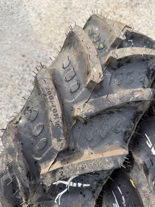 Opony 200/70R16 BKT NOWE