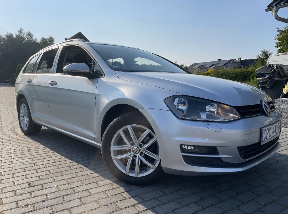 TOP CAR Wynajem / Wypożyczenie Aut Samochodów Passat Golf Leon Bus