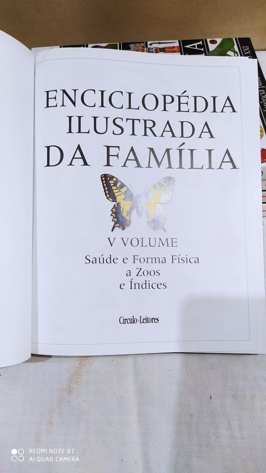 Enciclopédia ilustrada da família- vendo ou troco