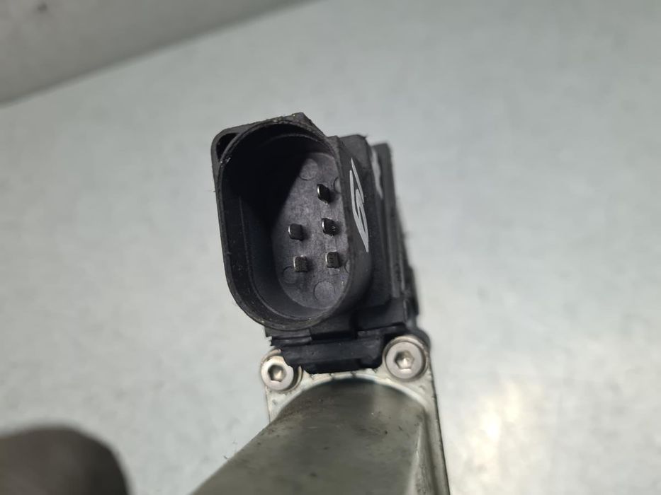 Motor vidro trás direito BMW 3 (E90)